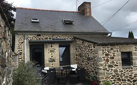 Maison En Pierre A La Campagne Proche De La Mer
