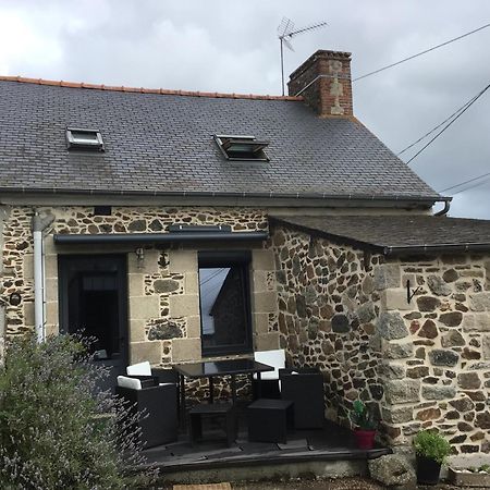 Maison En Pierre A La Campagne Proche De La Mer Plourhan Extérieur photo